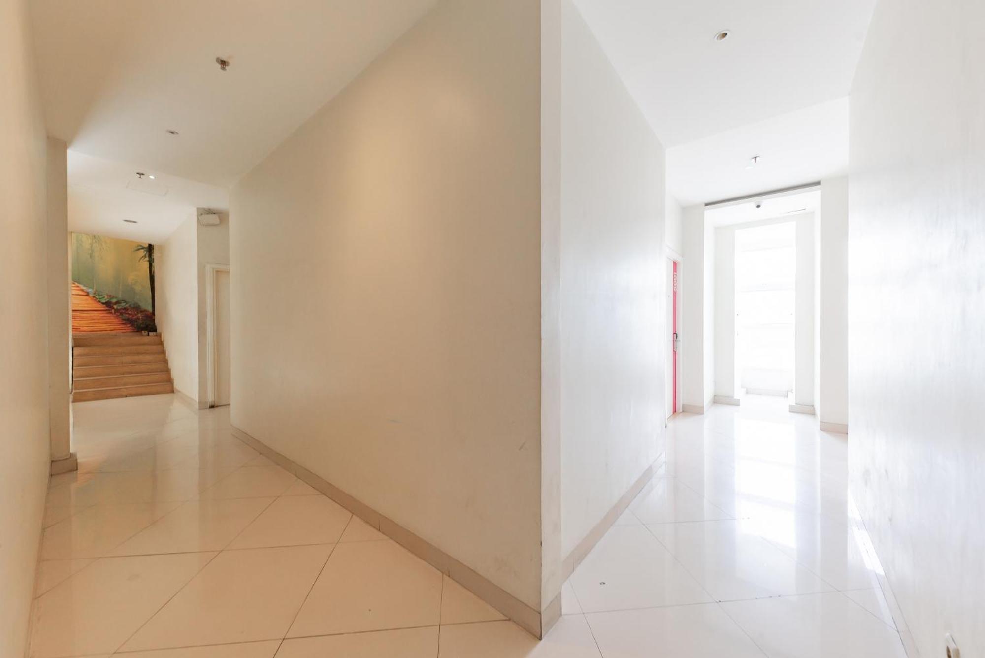 Sans Hotel Diemdi Kiaracondoong Bandung Exterior photo